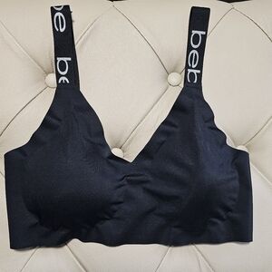Bebe Sport Bra Black Removable pads Logo Straps No Shows Lines Bralette Size L